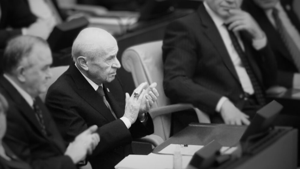 Bahçeli'den alkış: Yasa onun elindeyse Kürt sorunu çözülemez