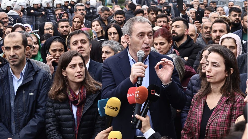 Öcalan’ın Açıklamasını Beklerken...