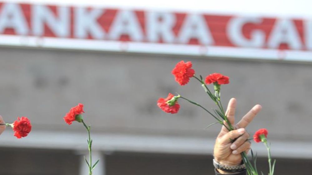 "Yıldızsız Geceler" ve Barış Umudu