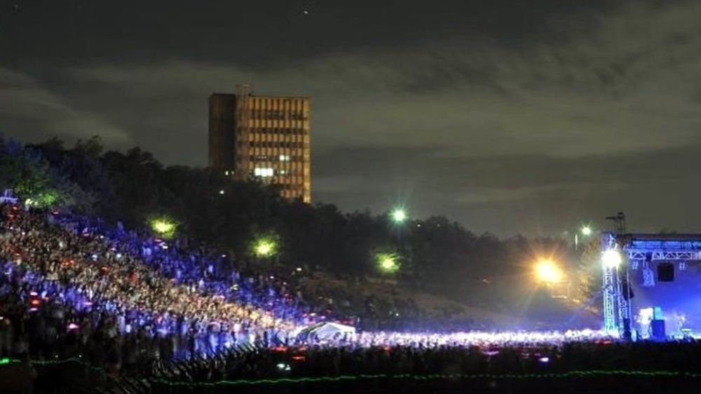 Tarkan ve İlkay’ın Konserleri ve Politika